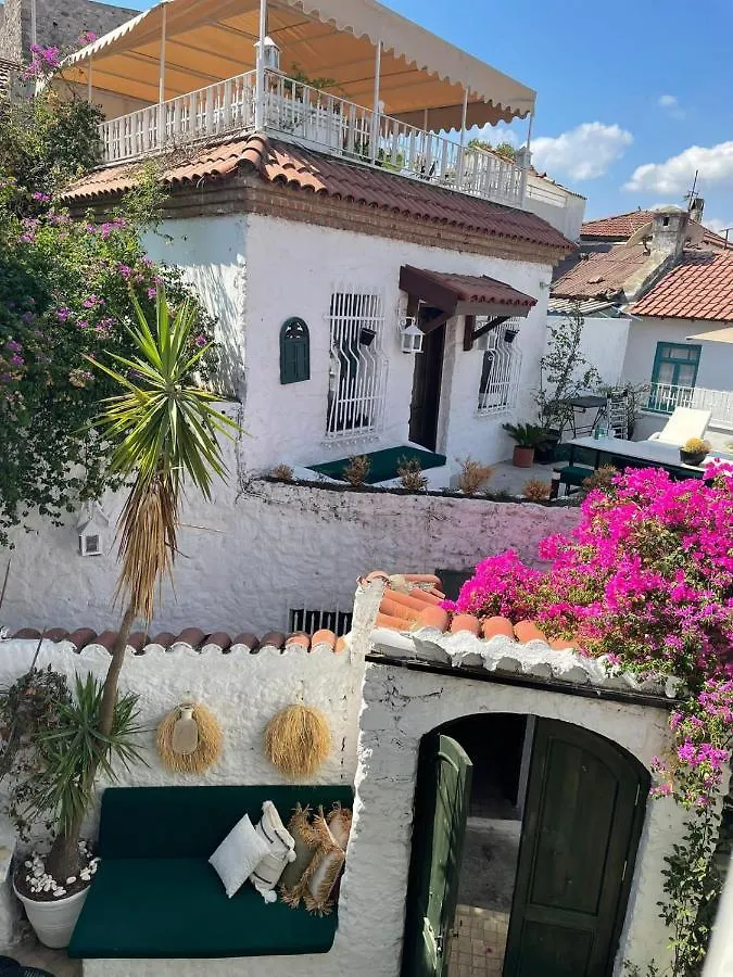 8 Oda Marmaris Aparthotel